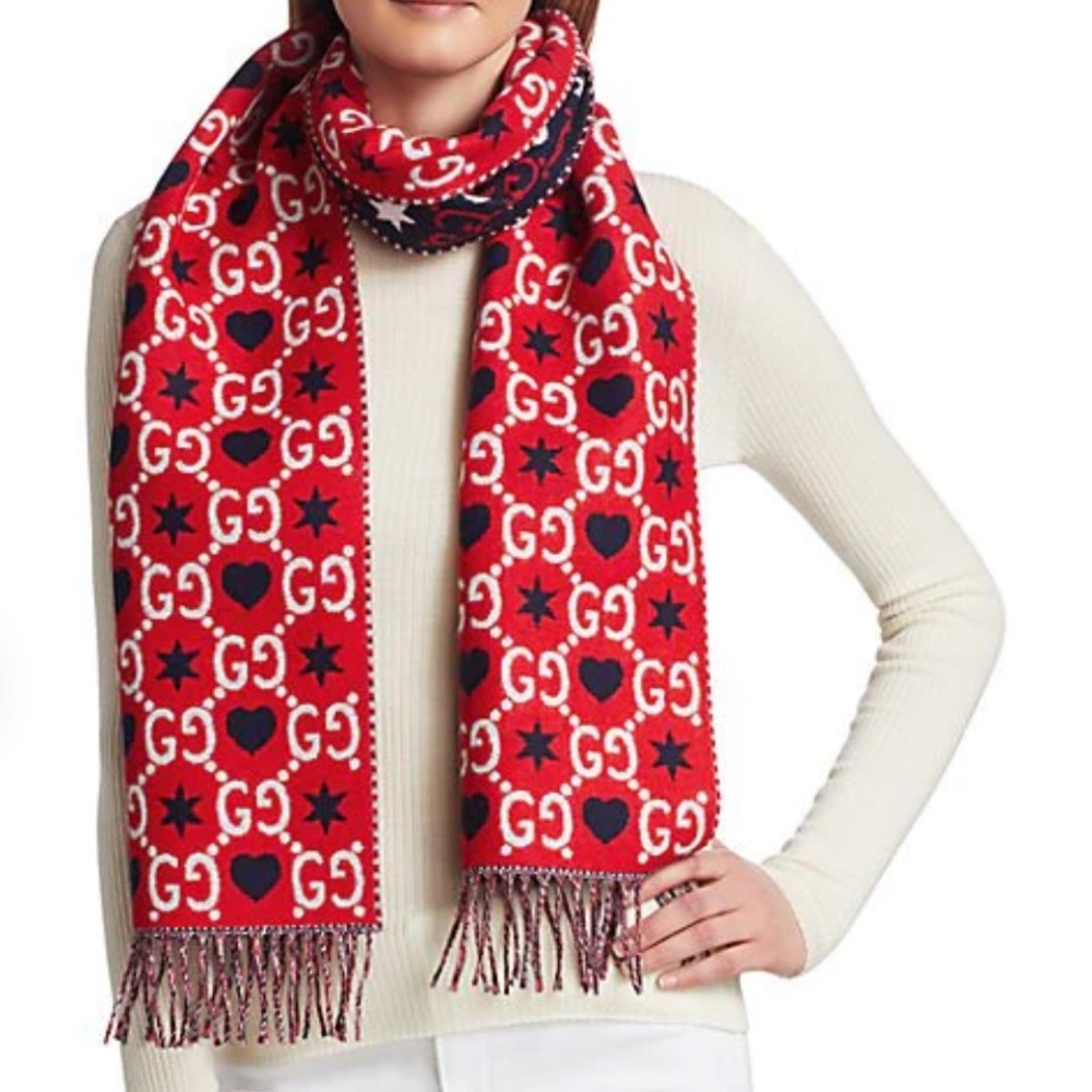 Gucci GG Heart and Stars reversible scarf